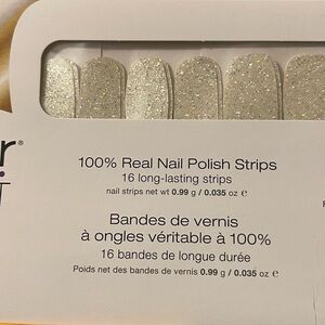 Color Street HOME SLEET HOME Glittery Nail Polish Strips